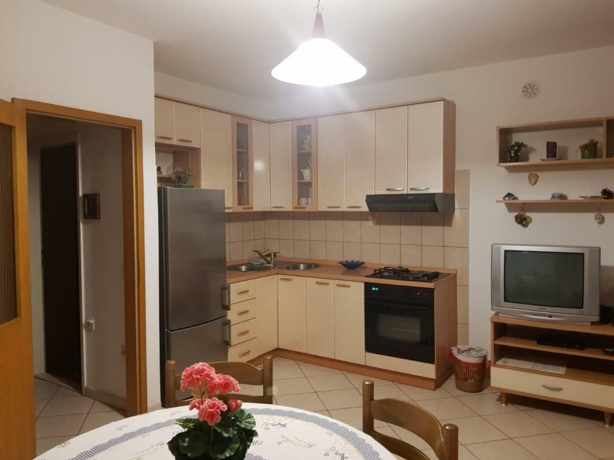 Apartman Nino Donji Okrug (Ciovo) Exterior foto