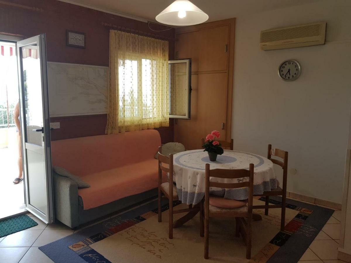 Apartman Nino Donji Okrug (Ciovo) Exterior foto